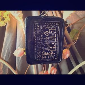 Black Coach Wristlet Poppy Collection